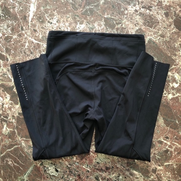 LULULEMON Fast and Free Reflective Crop II Leggings 19” in Black - Picture 11 of 11